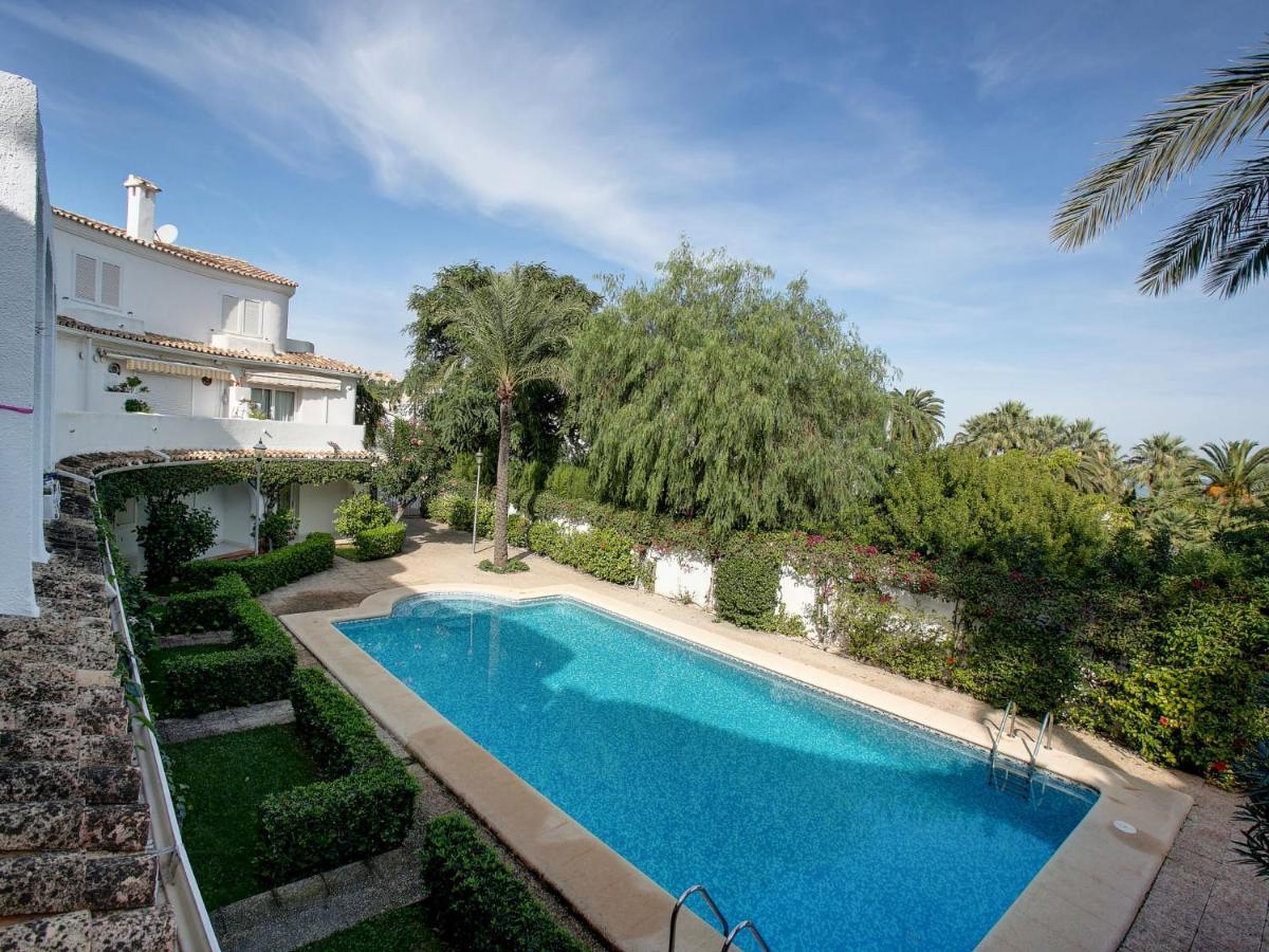 Oasis Apartment